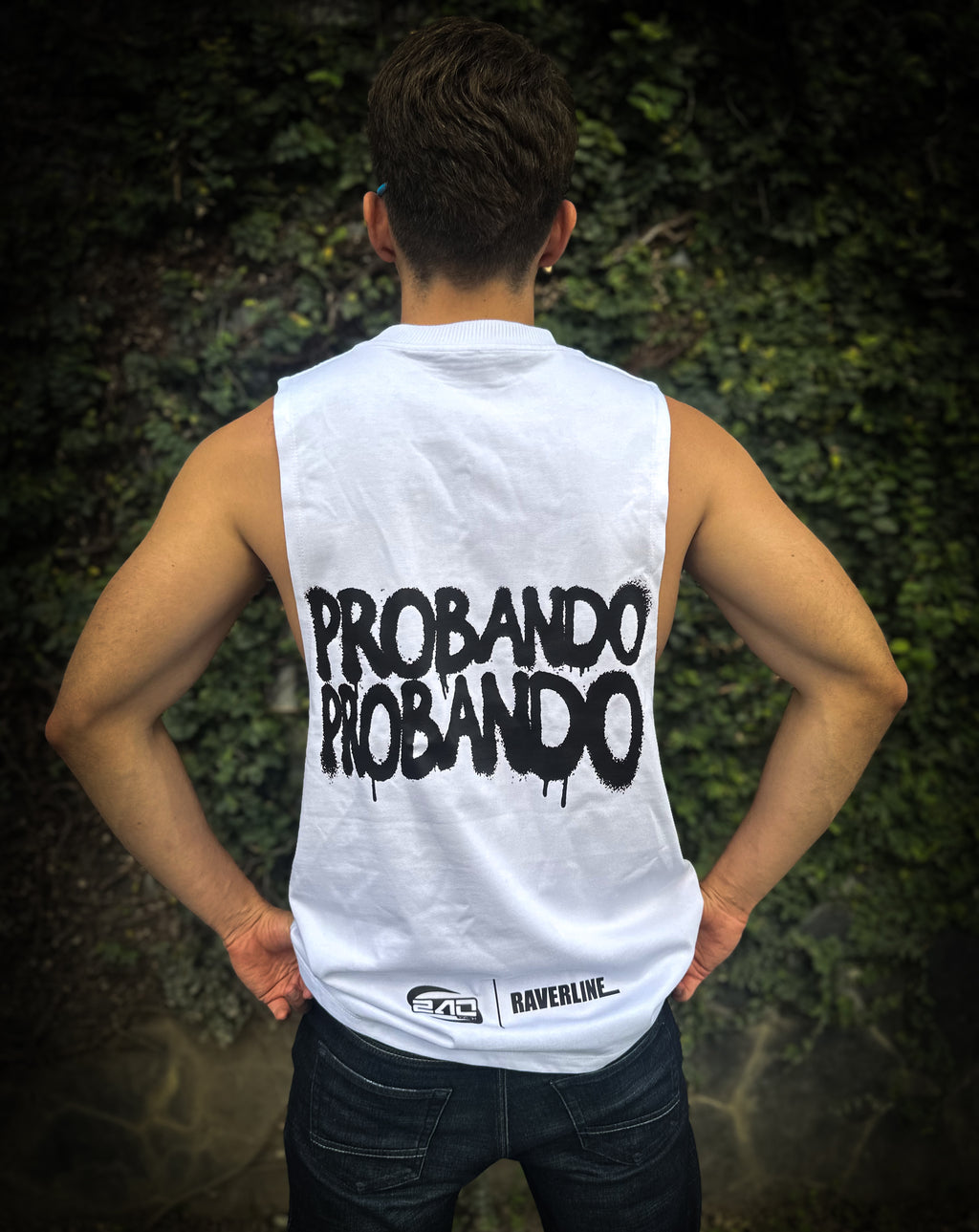Probando Probando White