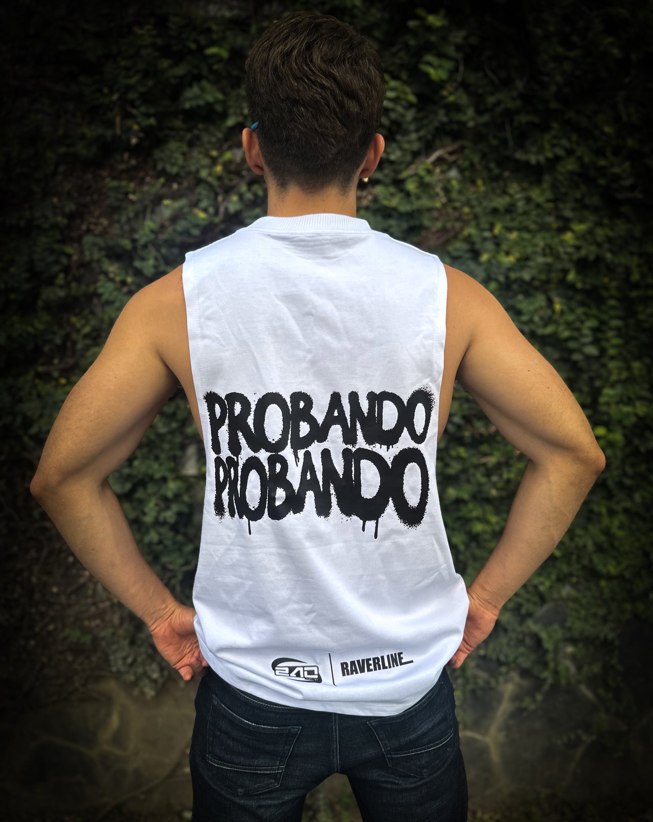 Probando Probando White